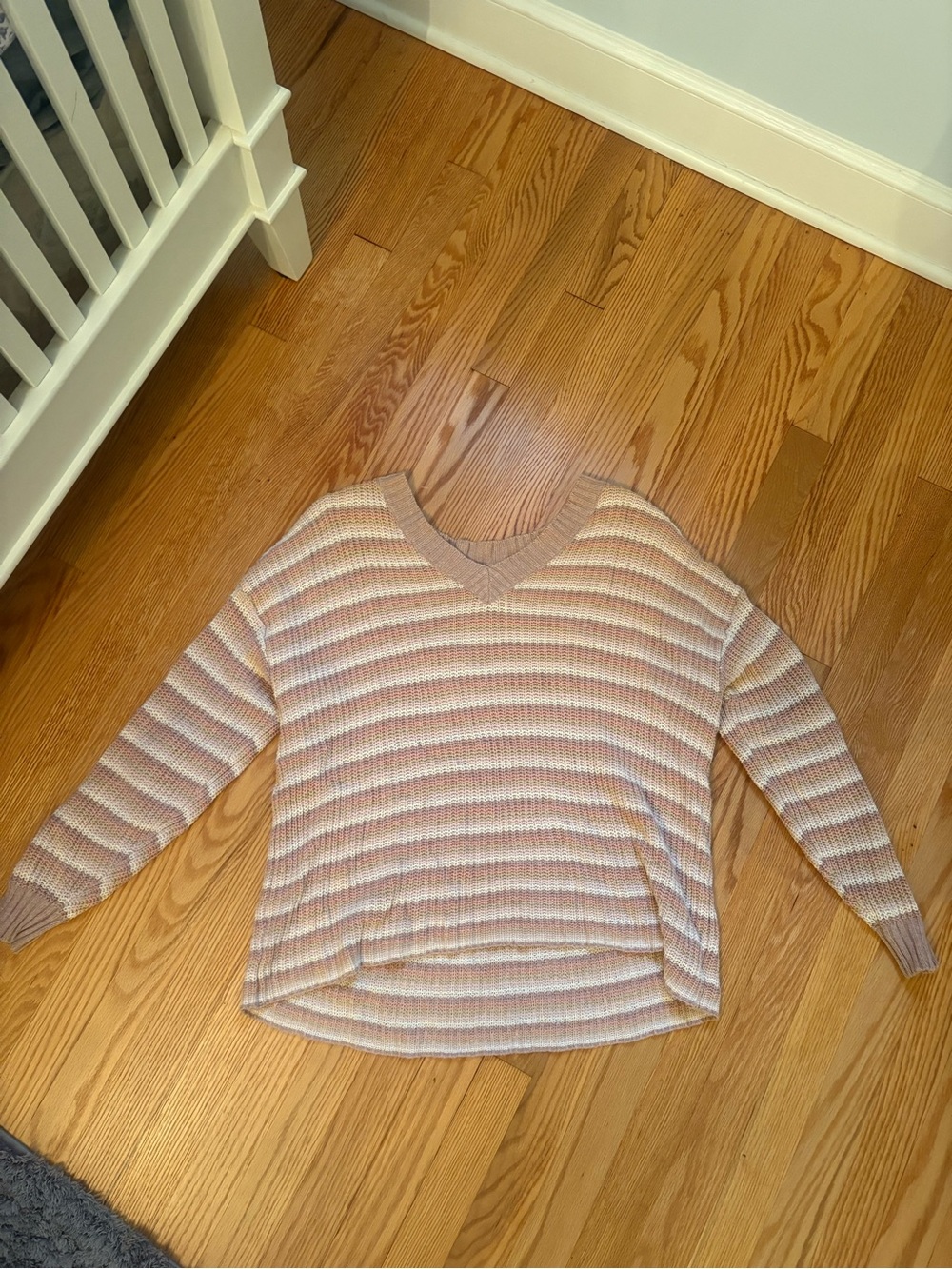 American Eagle Striped V-Neck Knit Sweater in Blush and Cream